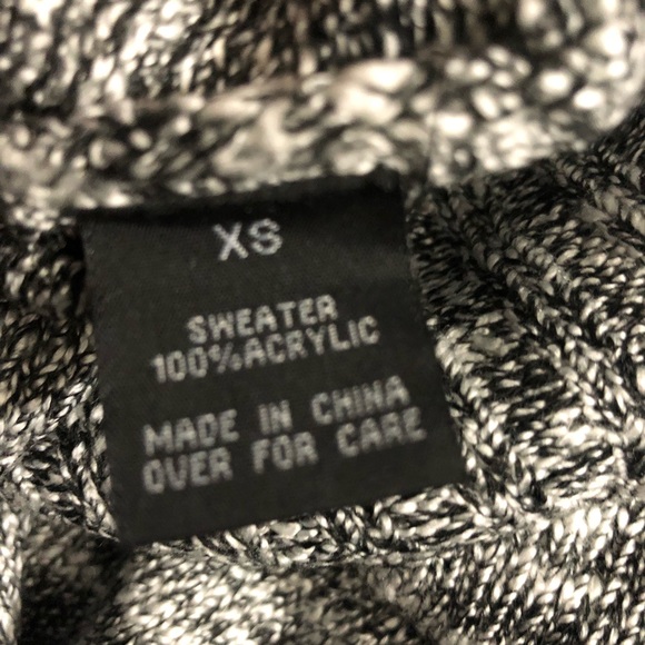 Bcx Gray cowl neck sweater - Picture 4 of 4